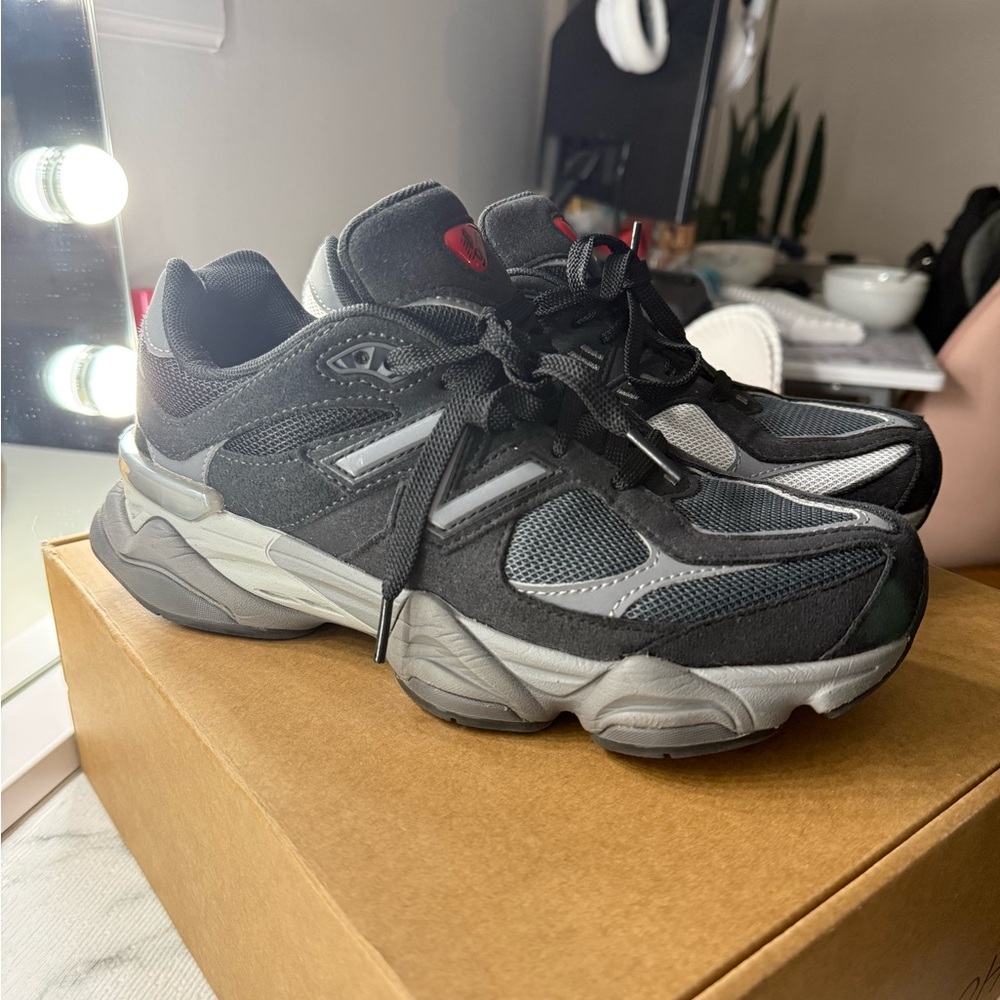 New Balance 9060 Black and Gray Sneakers